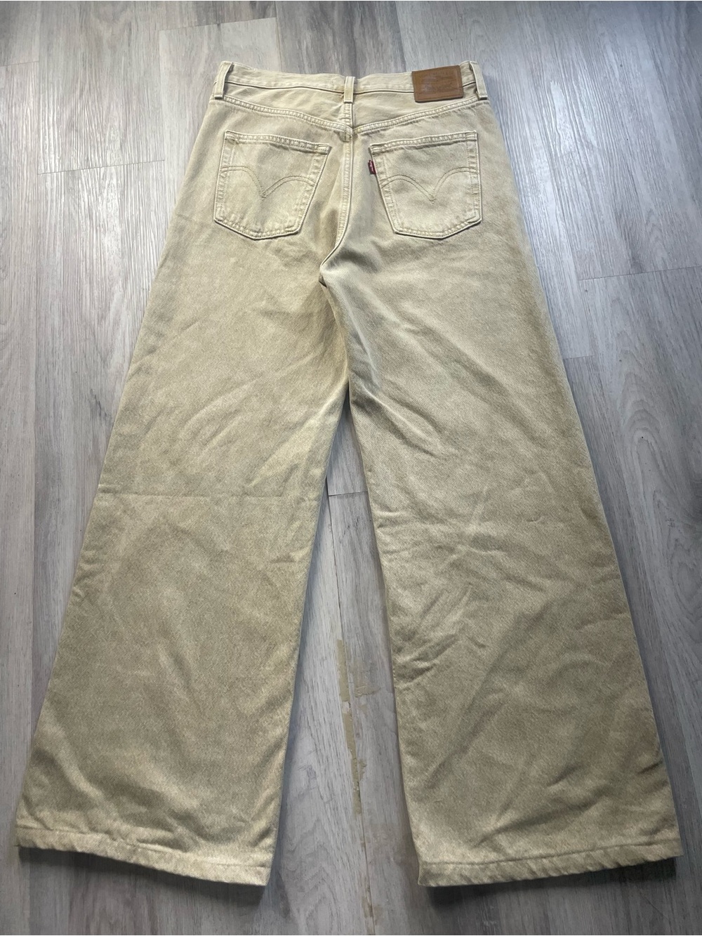 Levi's Wide Leg Jeans in Beige